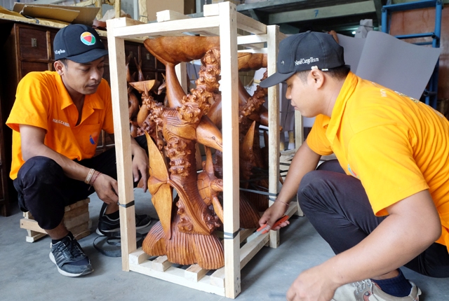 Bali Freight and Relocation Service (Air & Sea) &ndash; Naval Cargo